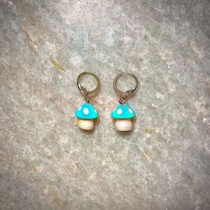 Blue mushroom clasp earrings